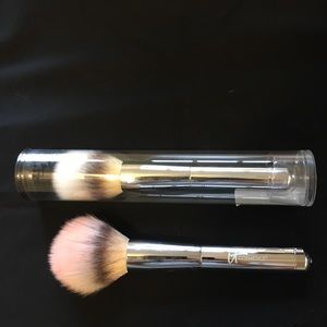 IT cc+ Double Airbrush Ball Powder Brush